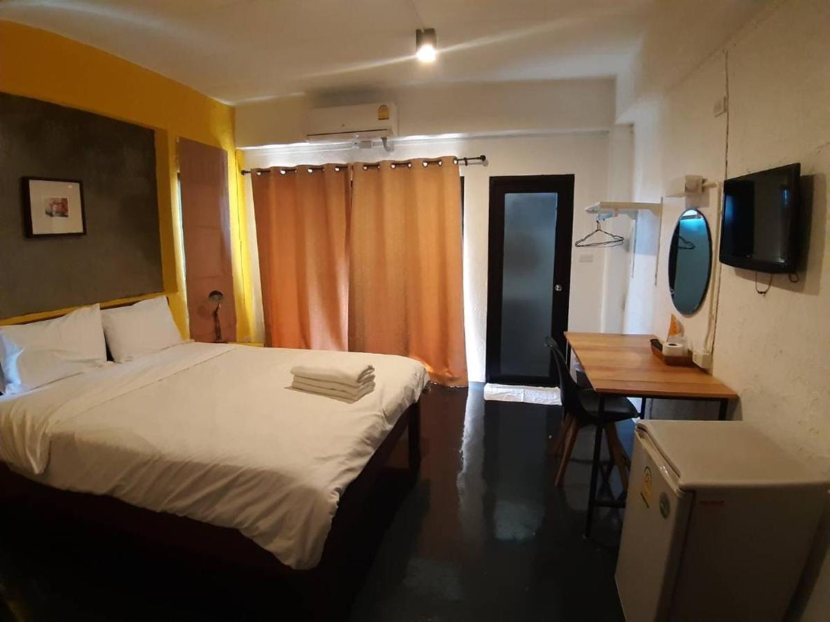 Isleep Guesthouse Chiang Mai Zewnętrze zdjęcie